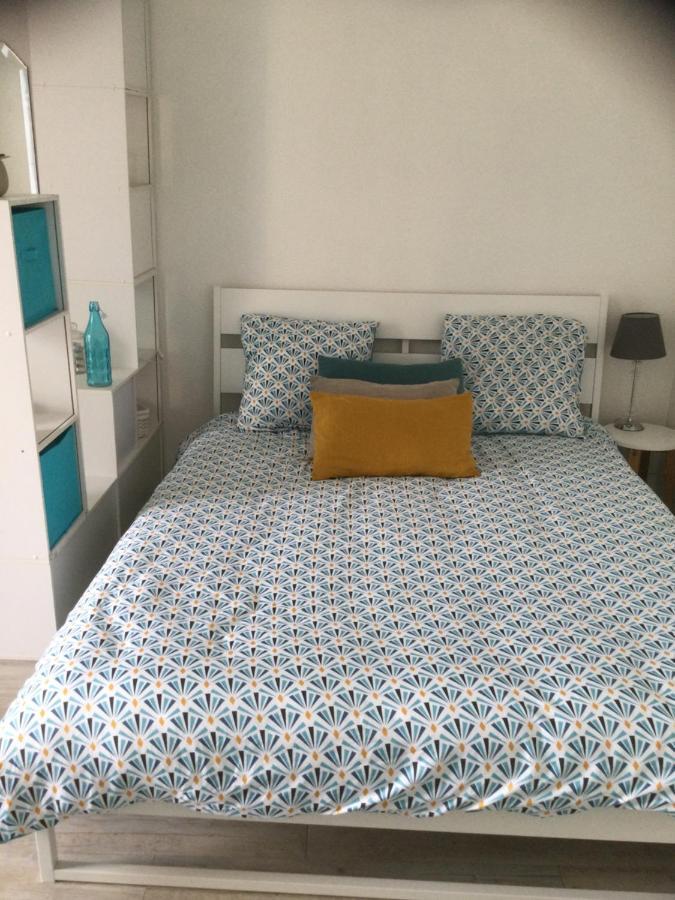 לה רושל Studio Terrasse Vieux Port-Centre Historique מראה חיצוני תמונה